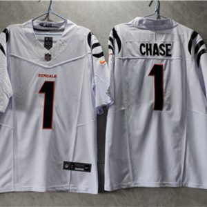 Cincinnati Bengals #1 Ja'Marr Chase White 2023 F.U.S.E. Vapor Untouchable Limited Stitched Jersey