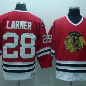 Blackhawks #28 Steve Larmer Stitched Red CCM Throwback Jersey
